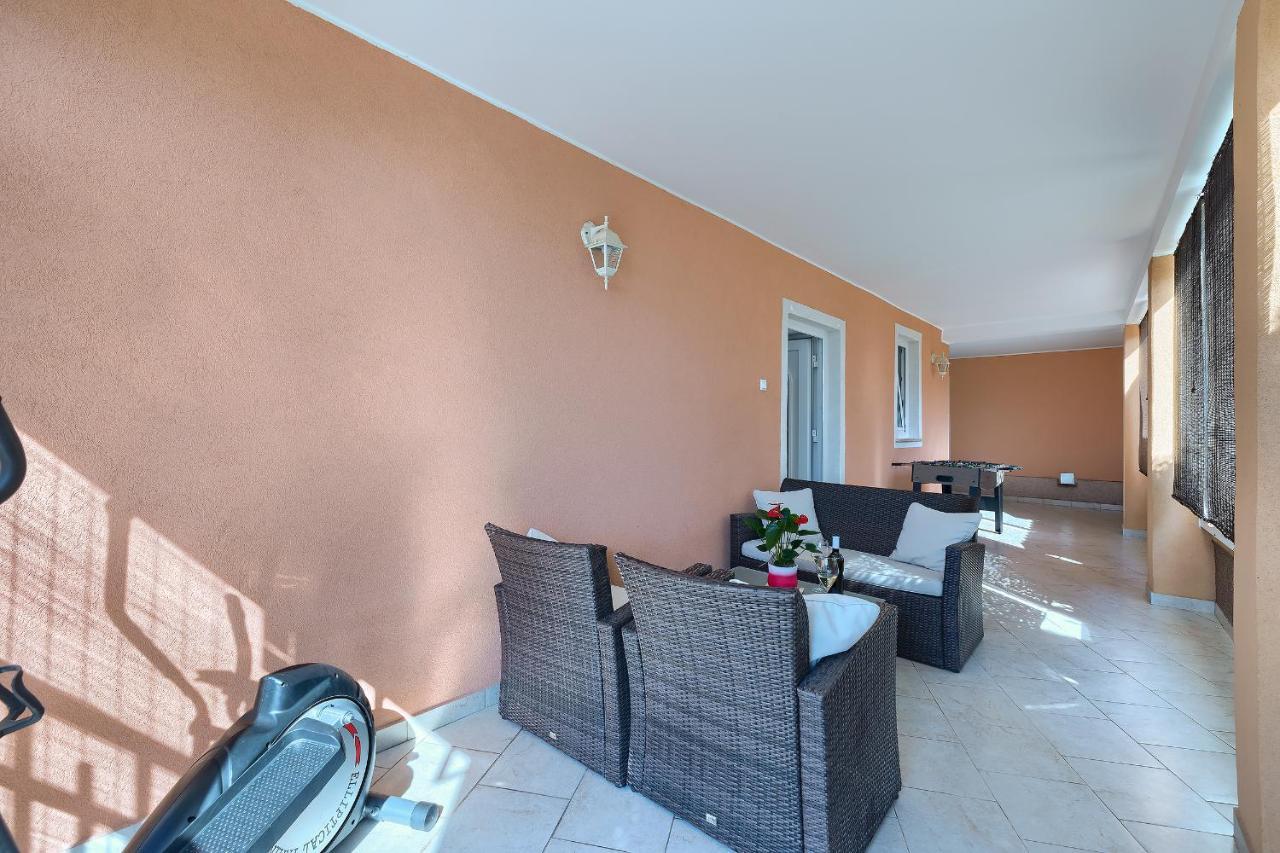 Studio Apartman Luka Pomer Dış mekan fotoğraf